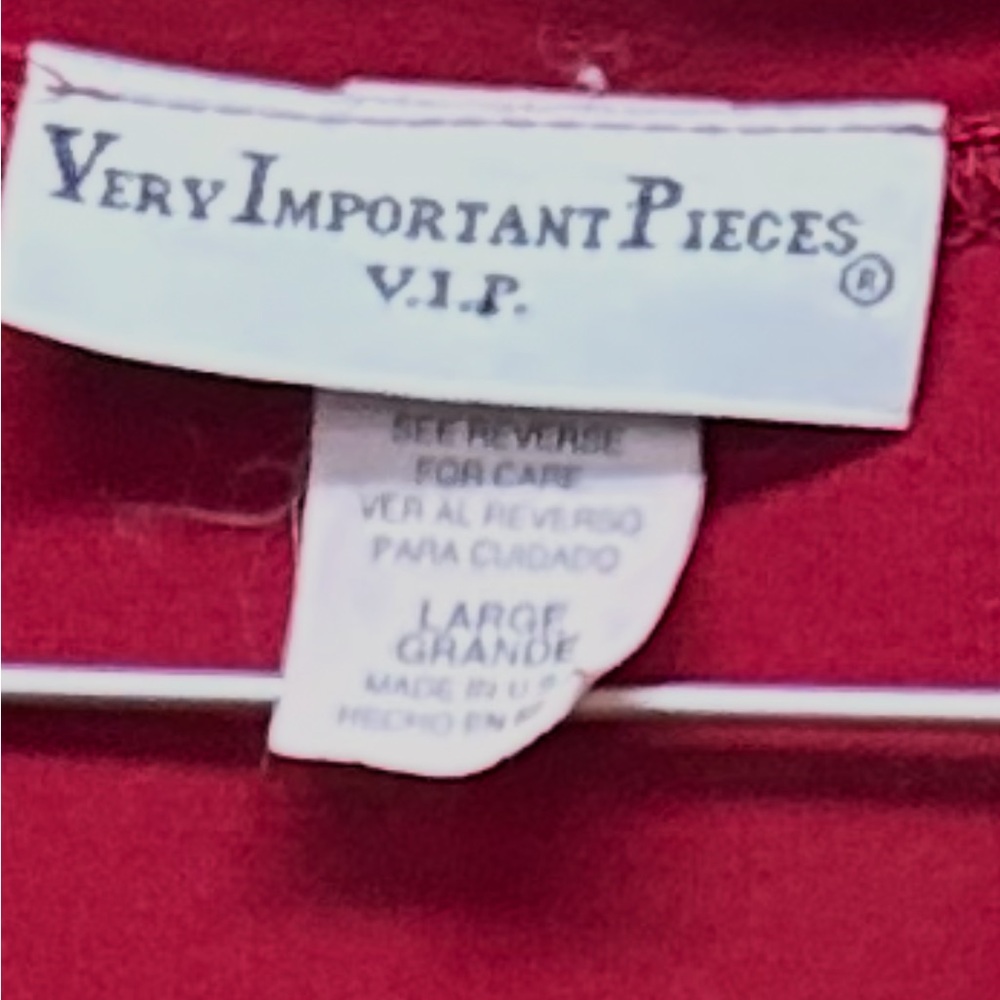 Very Important Pieces Red Garment